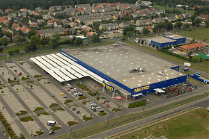 METRO Kereskedelmi Kft. - Áruházi zöldterület kezelés Szombathelyen