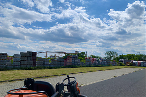 Szipress Kft. - Raktári zöldterület kezelés Szombathelyen